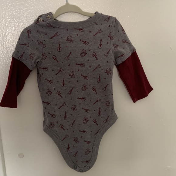 Onesie - Picture 2 of 3